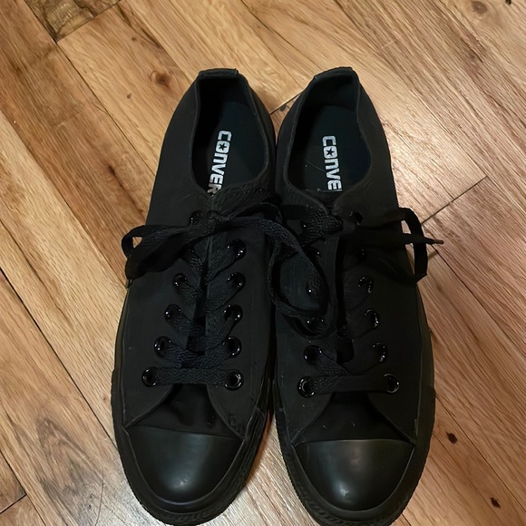 Black Chuck Taylor All Star Converse - Picture 2 of 5